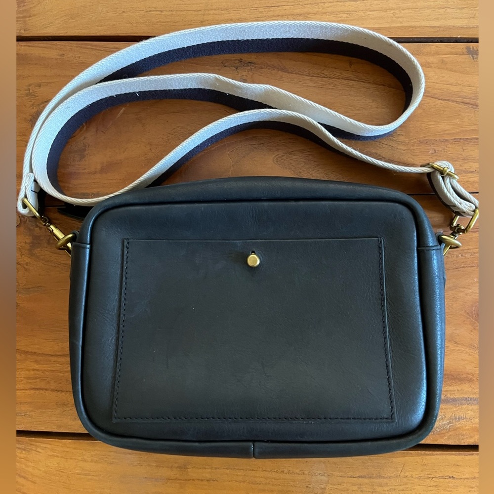 MADEWELL The Large Transport Camera Bag in Black Leather